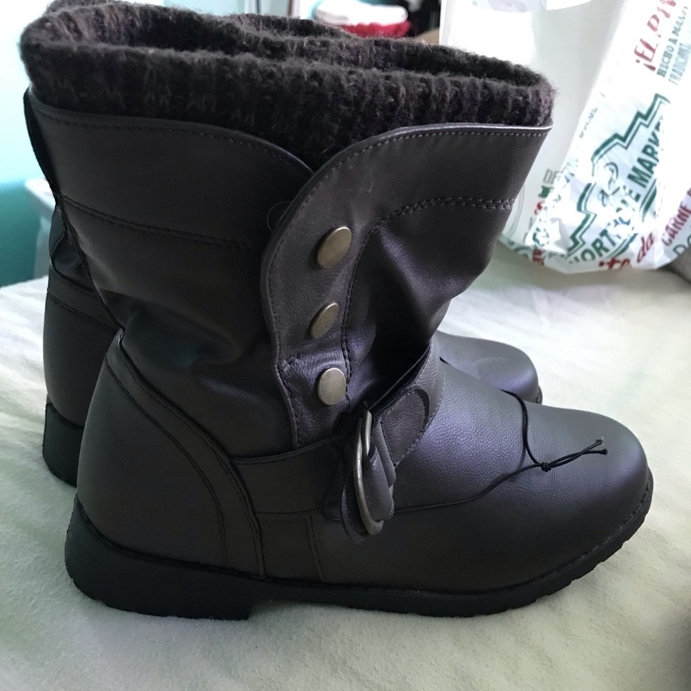 Little boots
